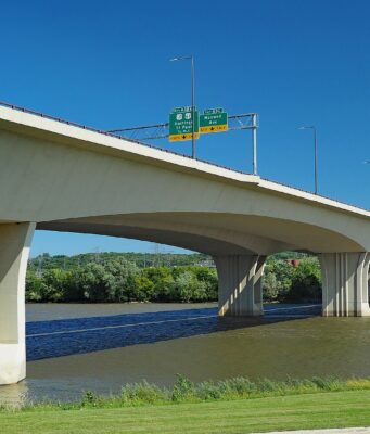 Are We Too Strict About Bridges and Eiruvin?